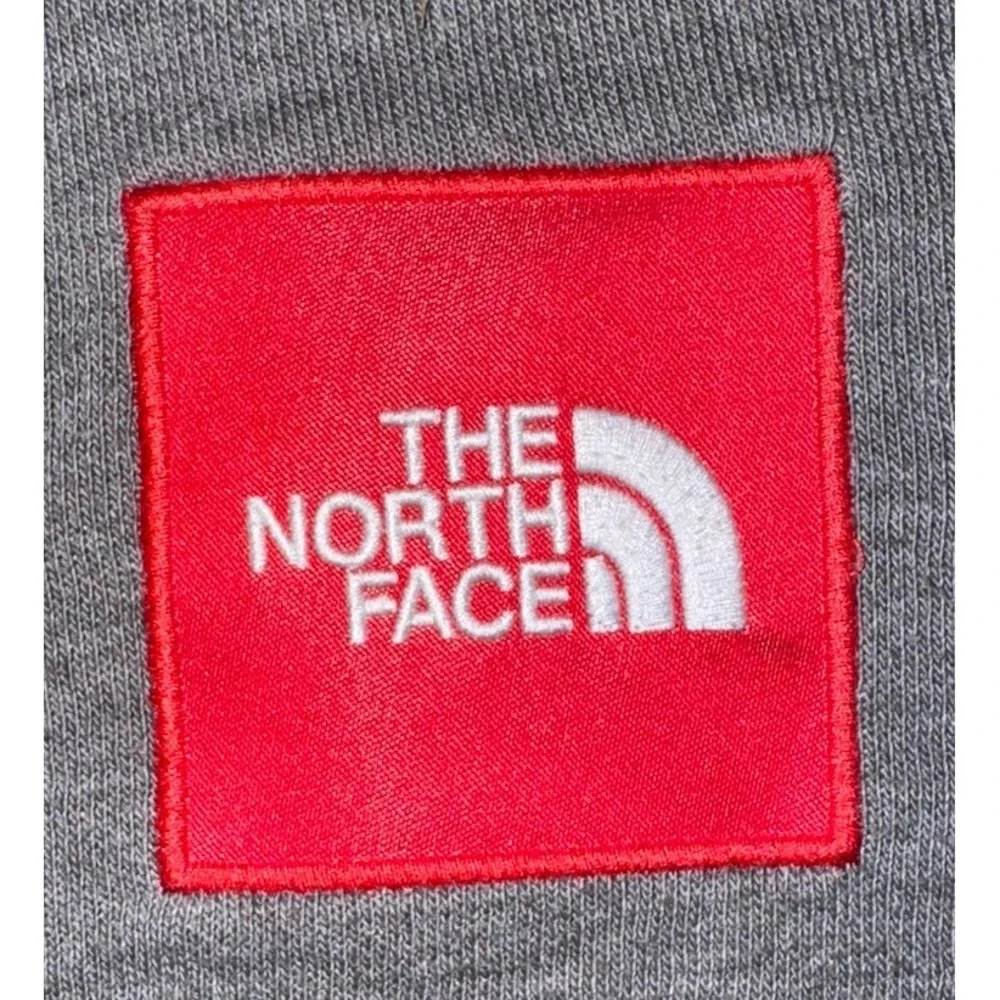 The‎ North Face Mens Gray Red Never Stop Exploring Logo Hoodie/Sweatshirt Sz L
